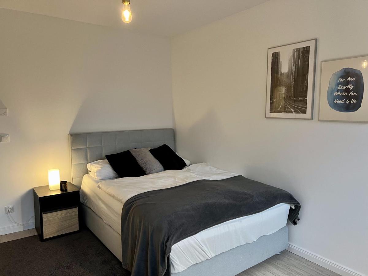 Gemuetliche Apartments Direkt An Der Grenze Von Hamburg Norderstedt Exterior foto