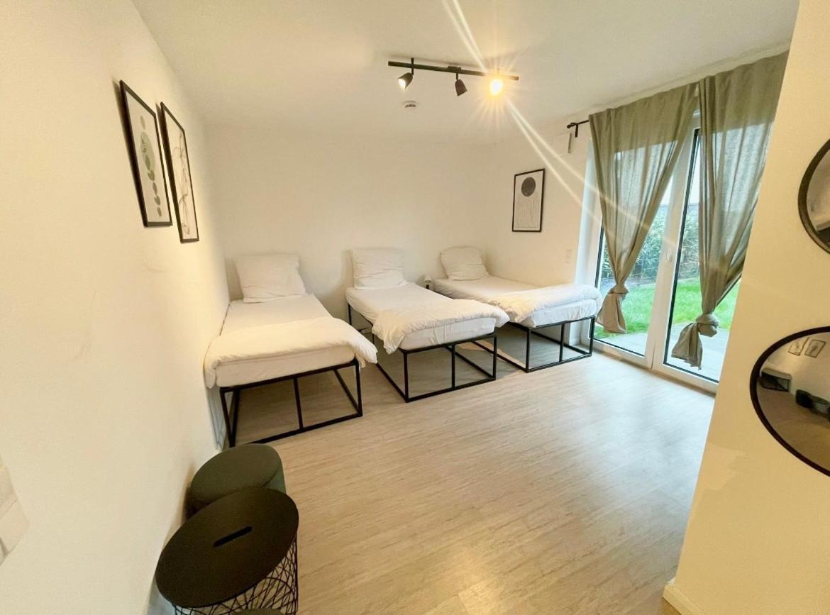 Gemuetliche Apartments Direkt An Der Grenze Von Hamburg Norderstedt Exterior foto